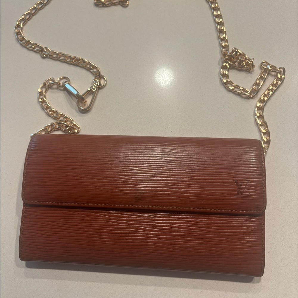 Louis Vuitton Vintage Sarah Epi Leather Wallet - Chestnut Brown